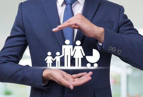 60歲以上老人買什么保險(xiǎn)好？一文搞定！